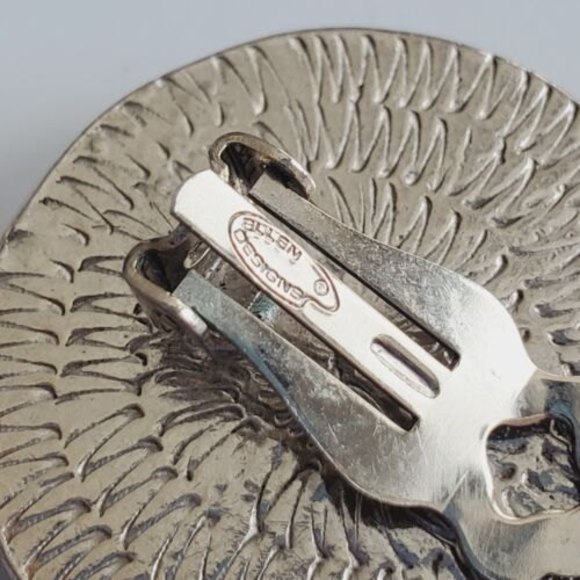 vintage Ellen Designs Silver Tone Pink Button Clip Earrings - Picture 6 of 7